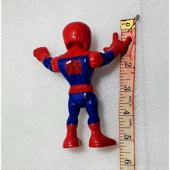 Spiderman Figure Lot: 6" Titan Hero 2019 + 5" Playskool Heroes 2018 Marvel Toy - Picture 14 of 16